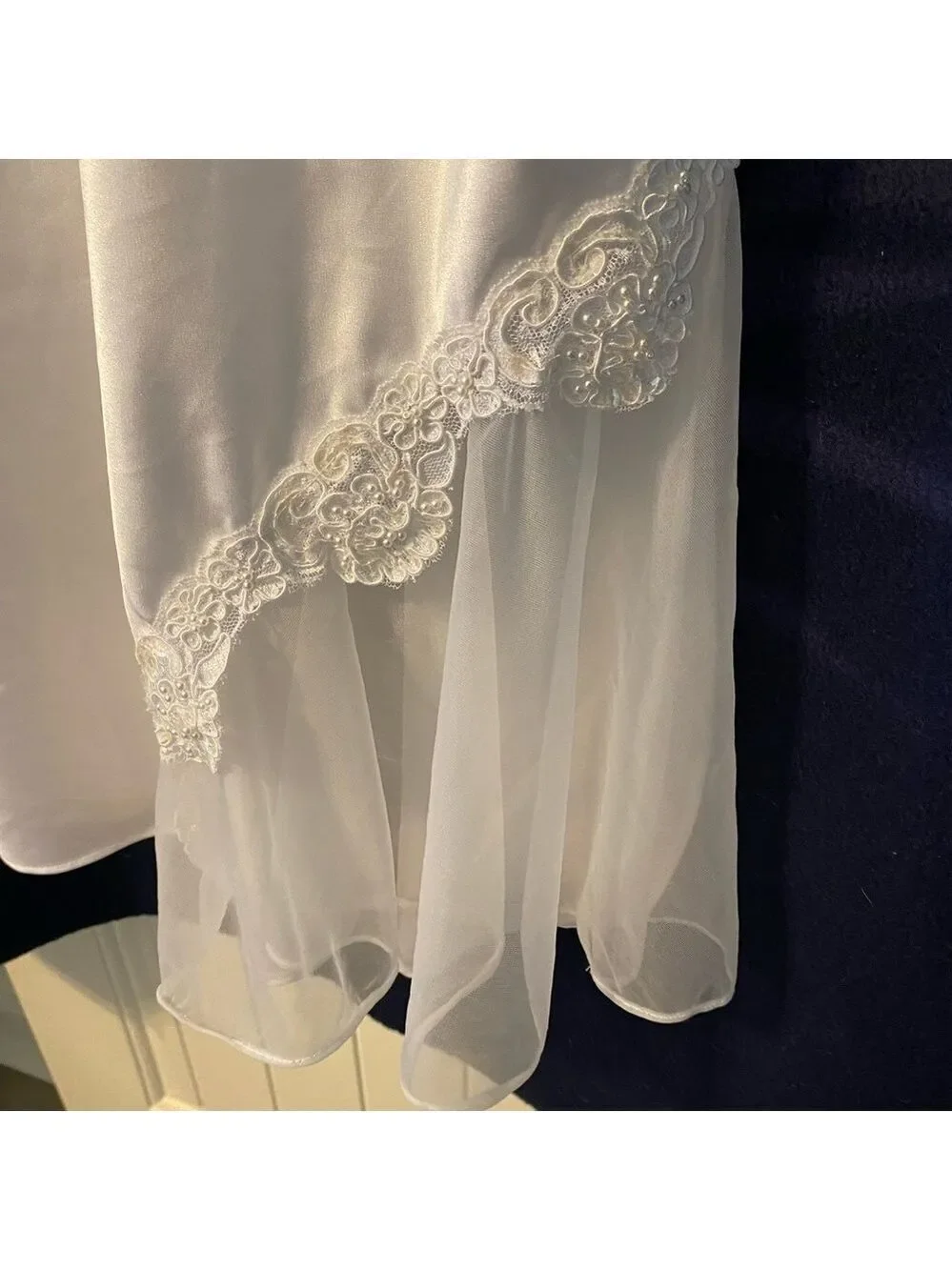 VAL MODE Sexy Lingerie Beautiful Silky, Satin look w/Lace, Pearls & Sequins Sz M